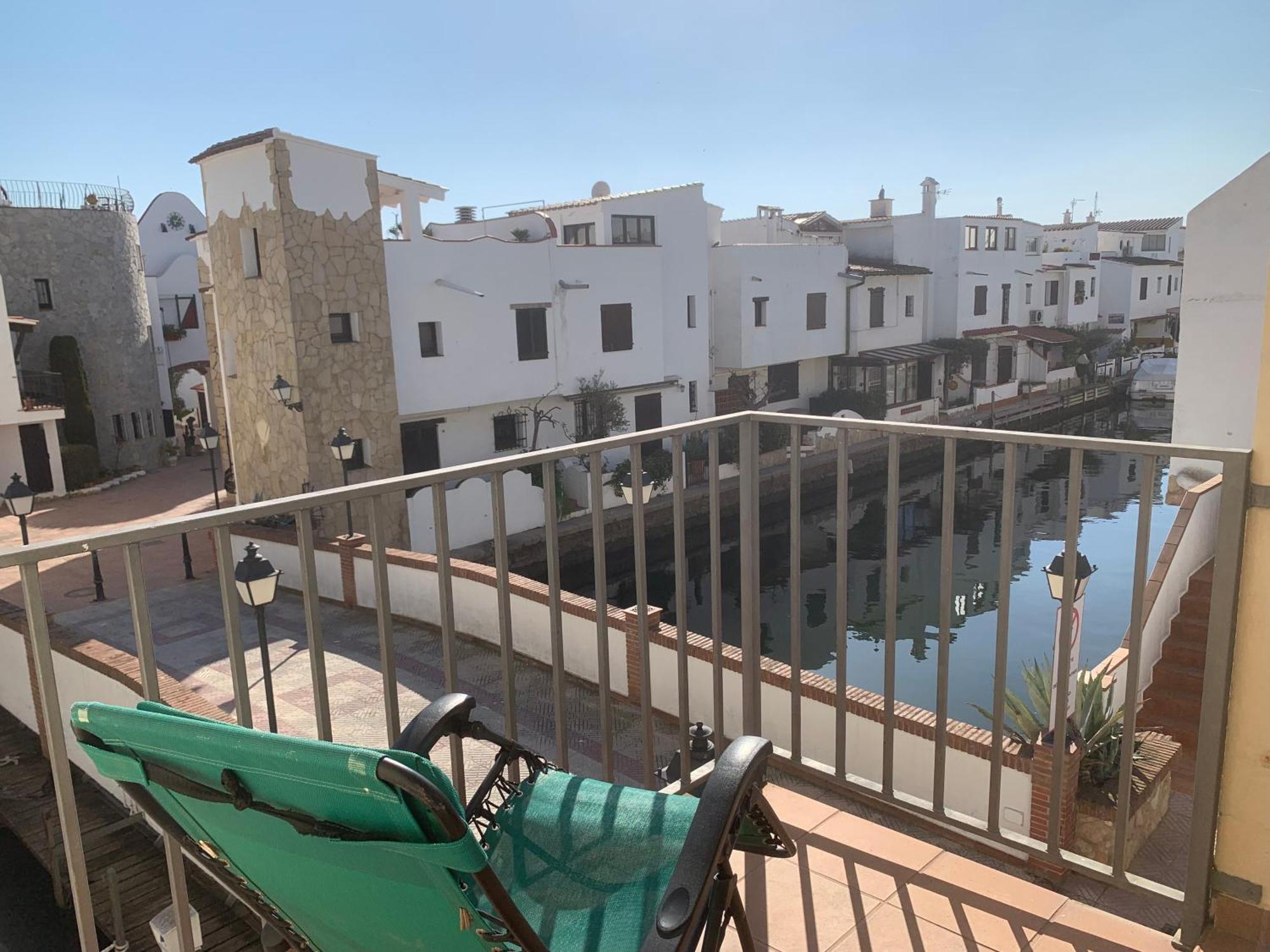Waterside Apartment - Two Bedroom エンプリアブラバ エクステリア 写真